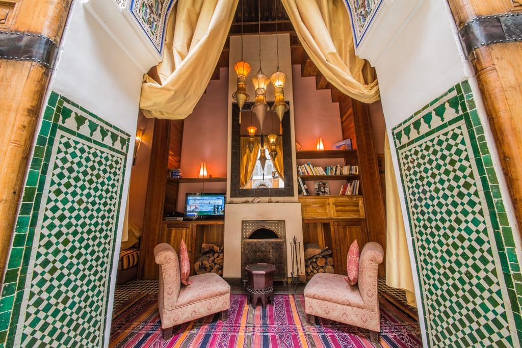 Отель Dar Victoria Фес Экстерьер фото